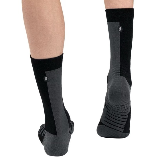 ON RUNNING • Black Shadow Performance High Sock - Picture 3 of 4